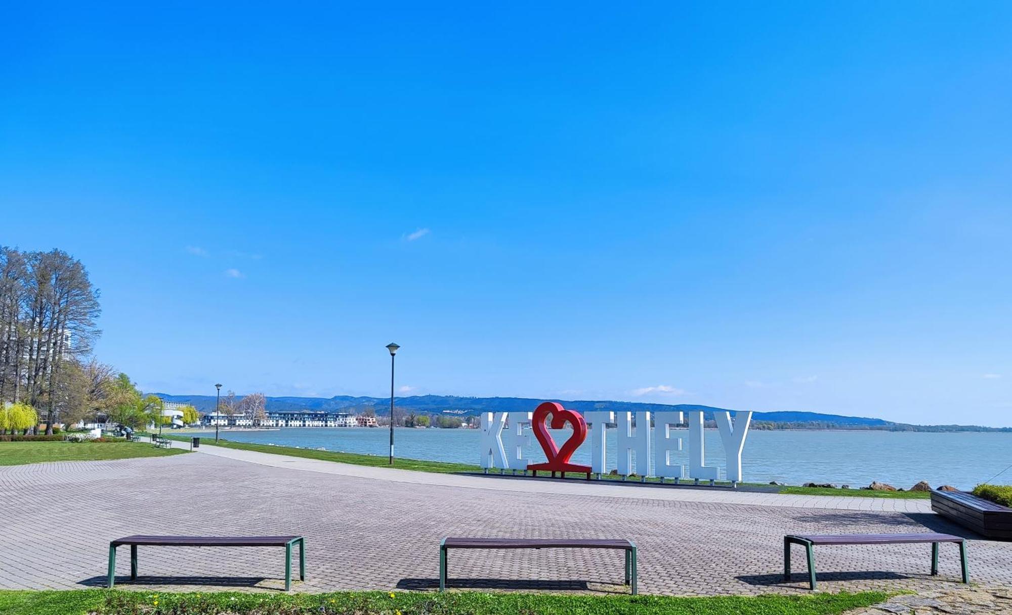 Royal Relax Apartman Keszthely Exteriér fotografie